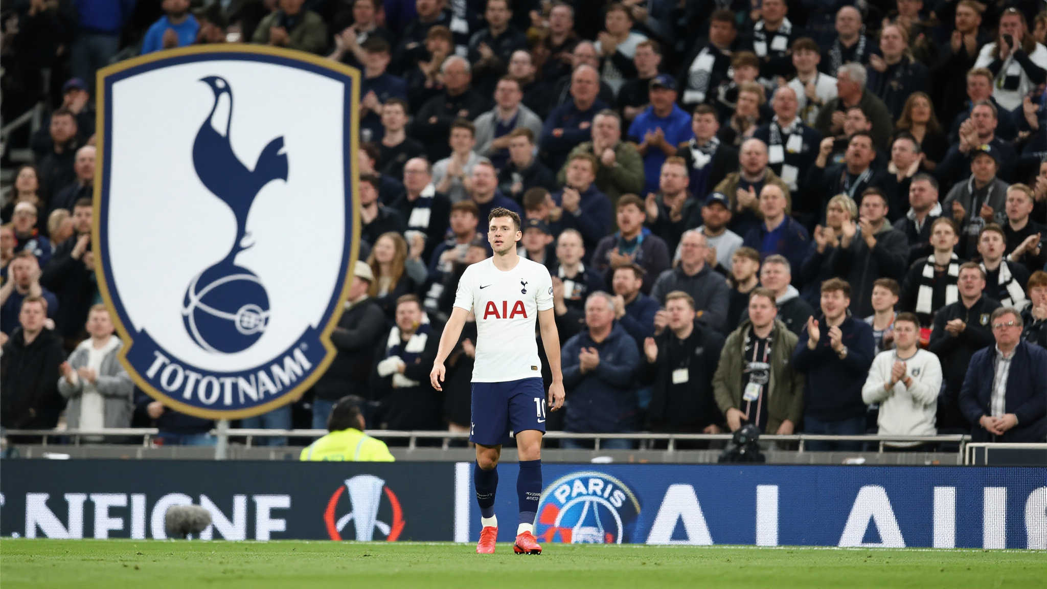 托特纳姆·热刺，被球迷戏称为“一支不用拼命也总能守